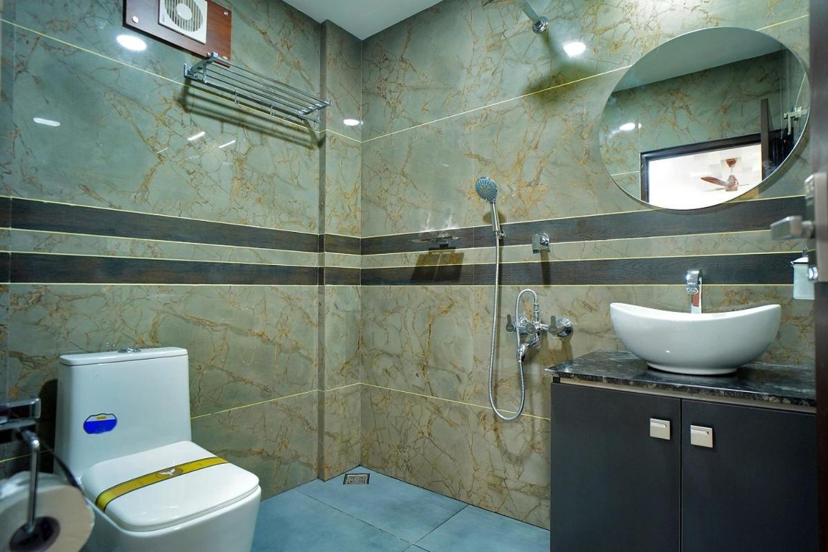 Universal Residency Perumpāvūr Εξωτερικό φωτογραφία